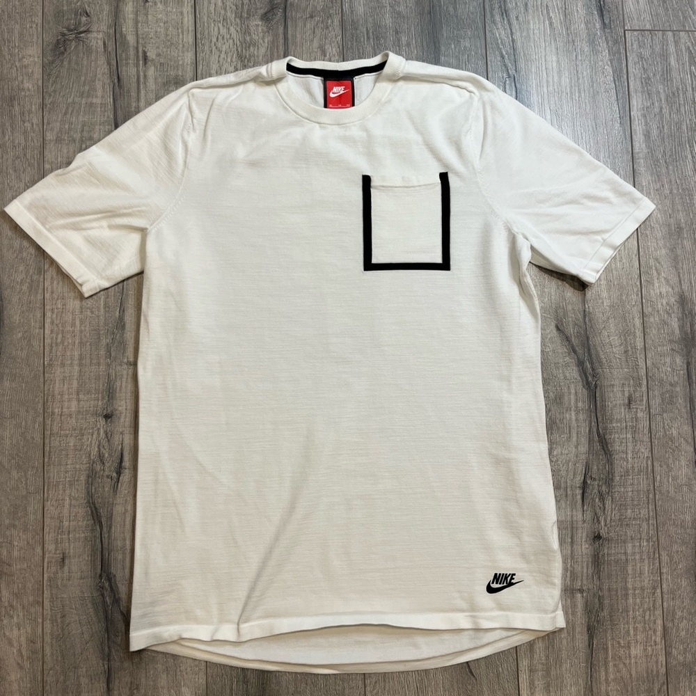 Nike White Short Sleeve Tee with Black Accents